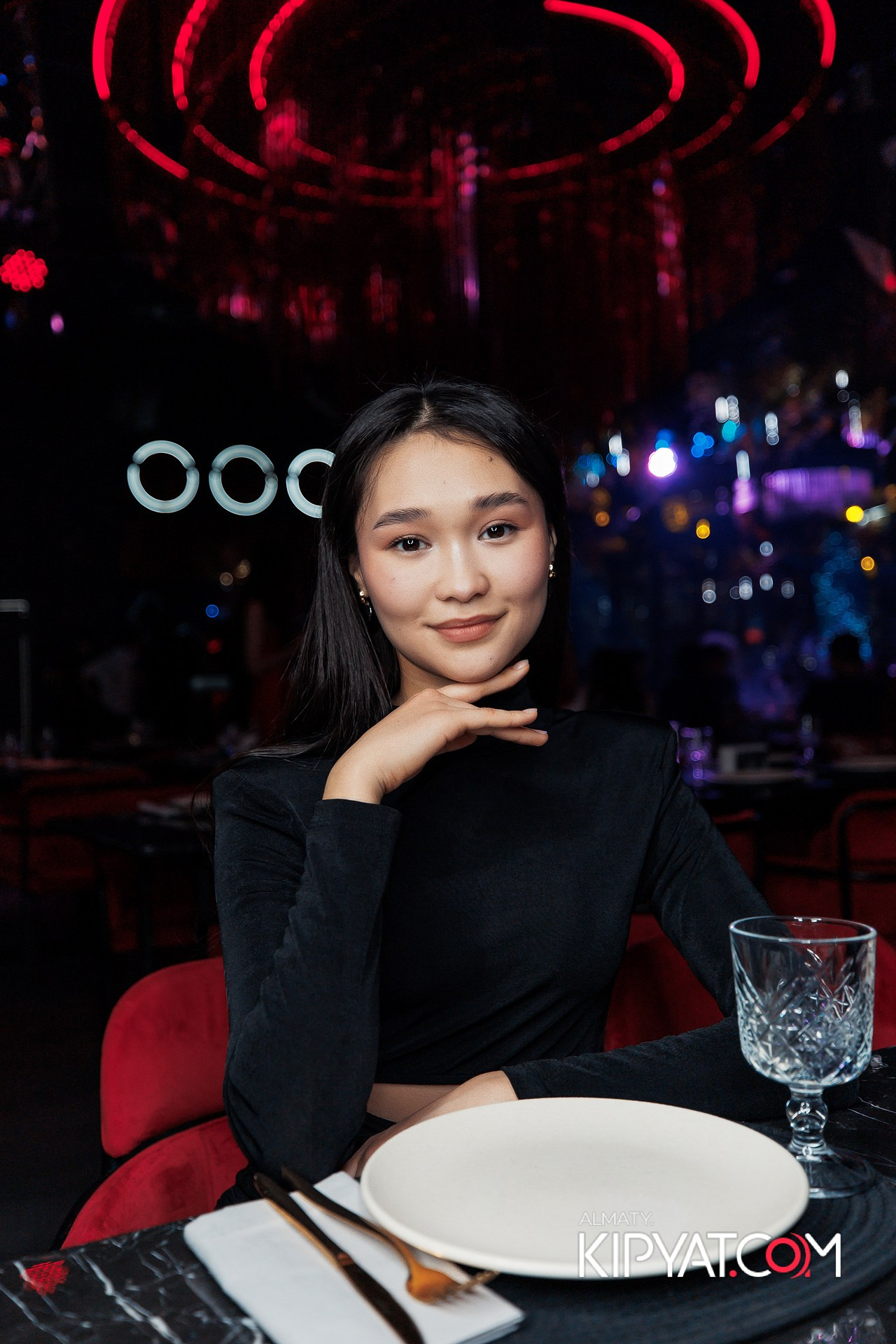 Friends bar & terrace. КИПЯТКОМ АЛМАТЫ! Фотосъемка мероприятий в Алматы