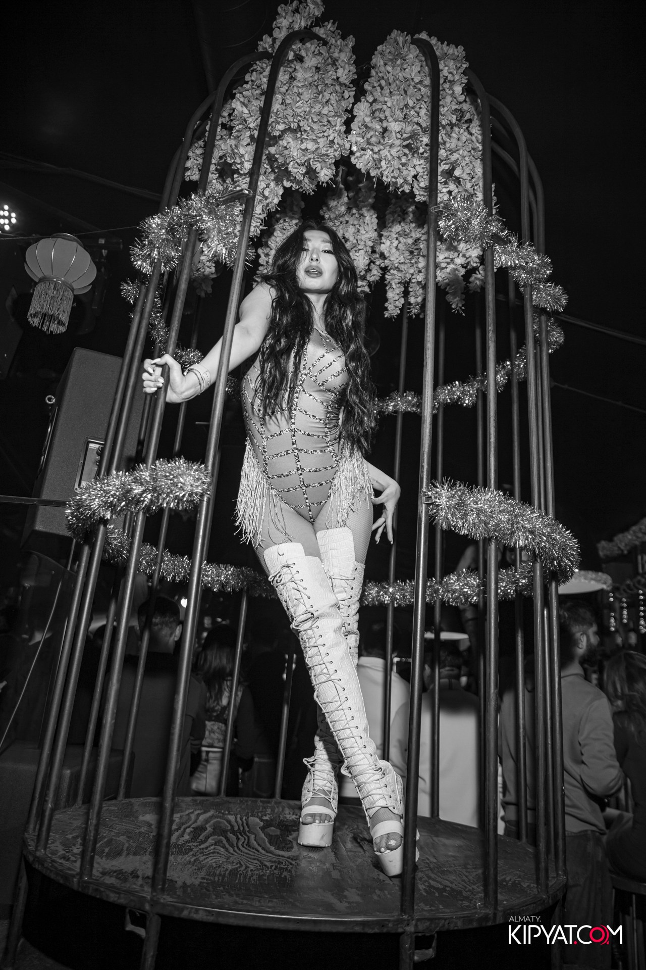 UYAT EMES BAR. КИПЯТКОМ АЛМАТЫ! Фотосъемка мероприятий в Алматы