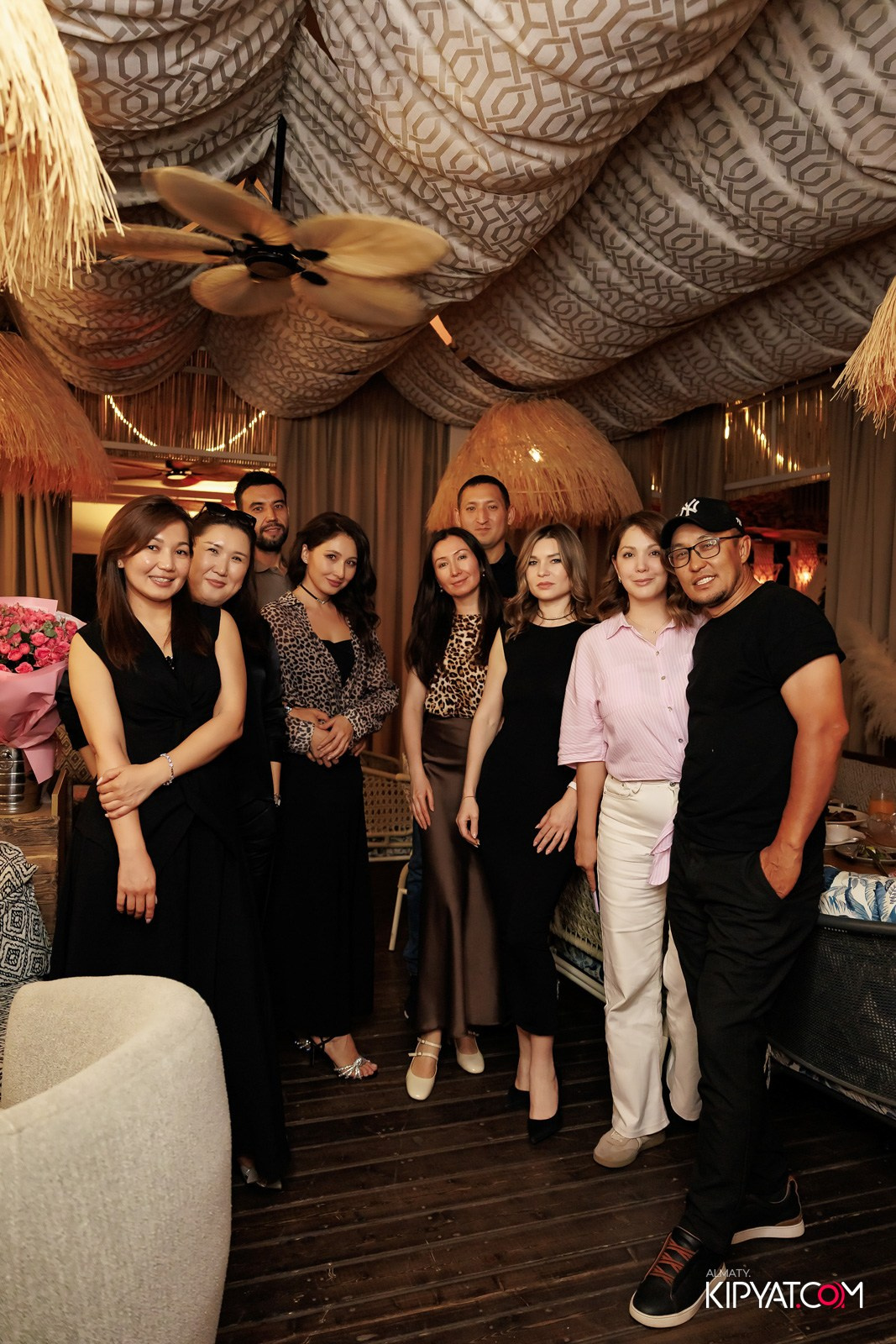 ŚANTI SUMMER TERRACE. КИПЯТКОМ АЛМАТЫ!