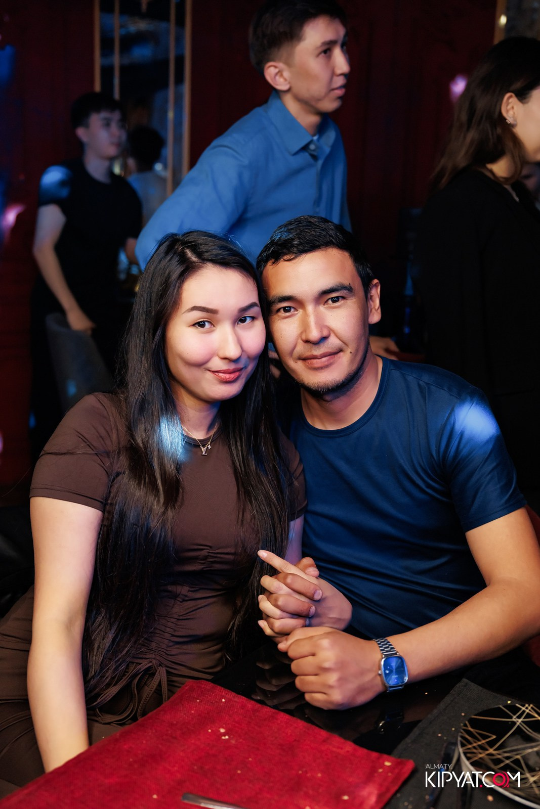 ЗАЯ, НА БИС. КИПЯТКОМ АЛМАТЫ!