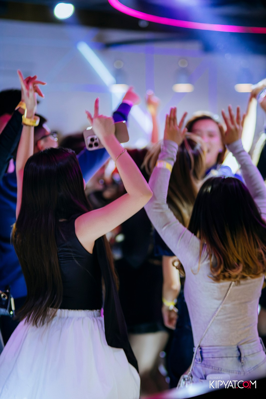 EVENT BAR. КИПЯТКОМ АЛМАТЫ!