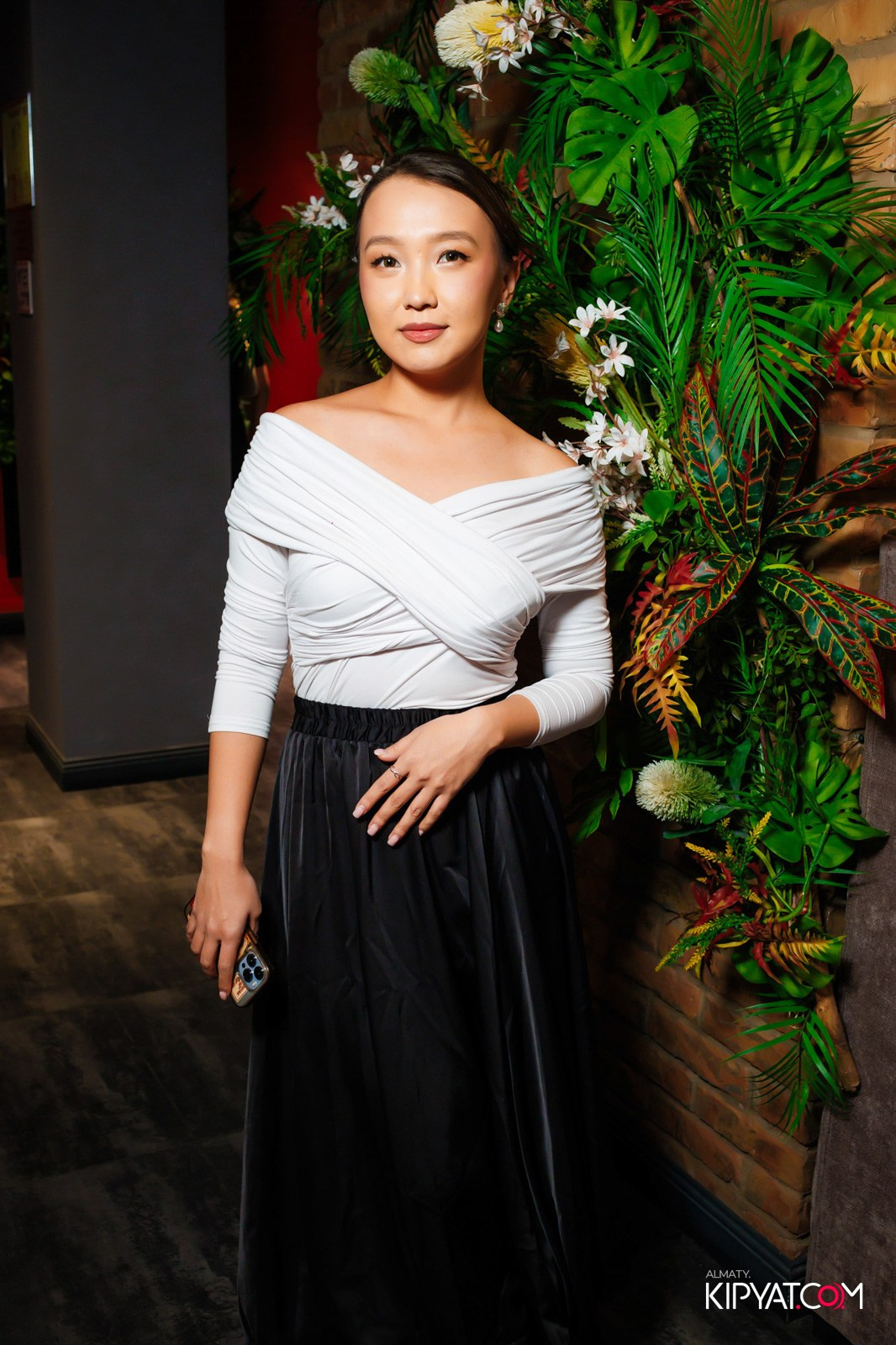 LIFE GRILL CAFE. КИПЯТКОМ АЛМАТЫ!