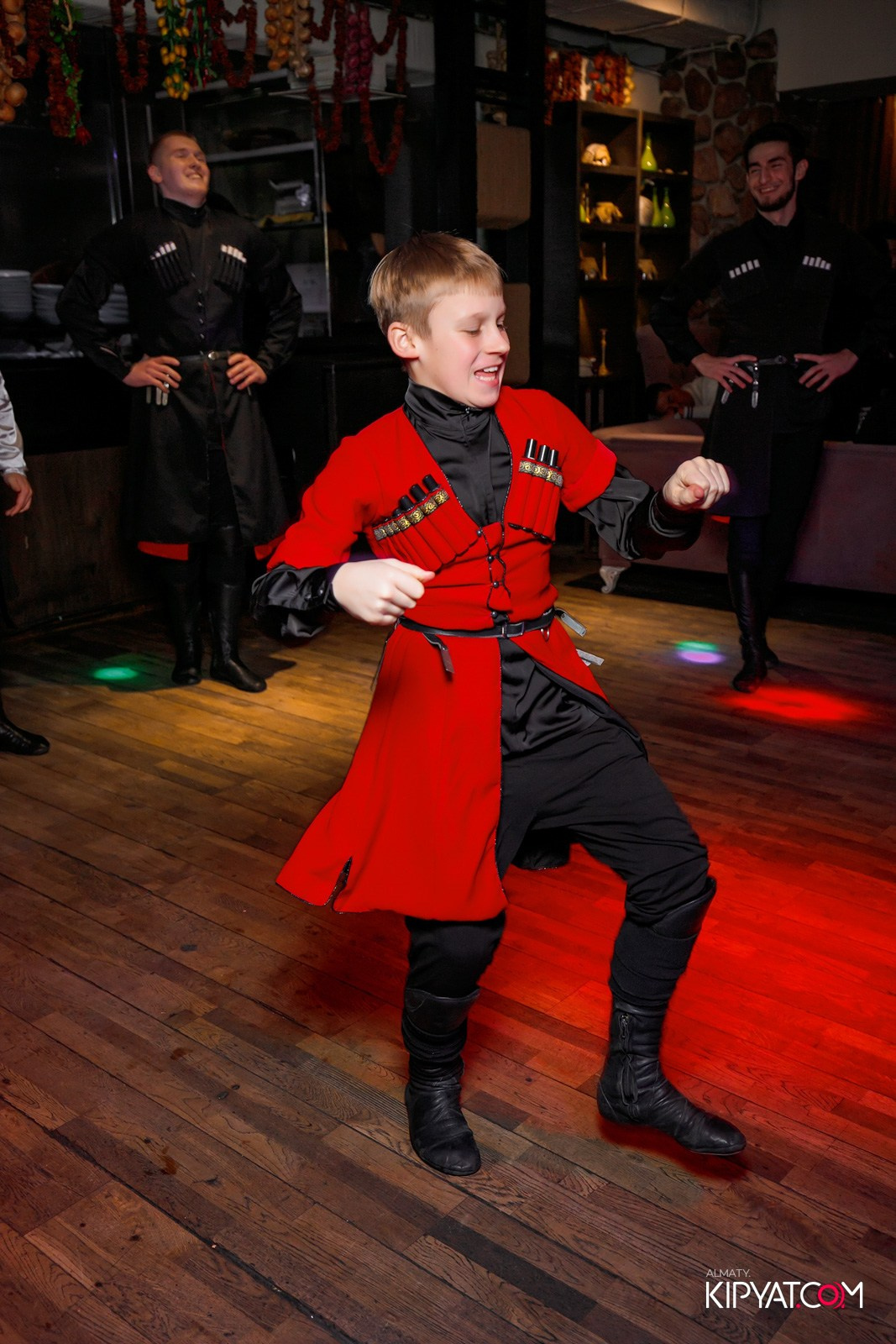 ВАХТАНГУРИ. КИПЯТКОМ АЛМАТЫ!