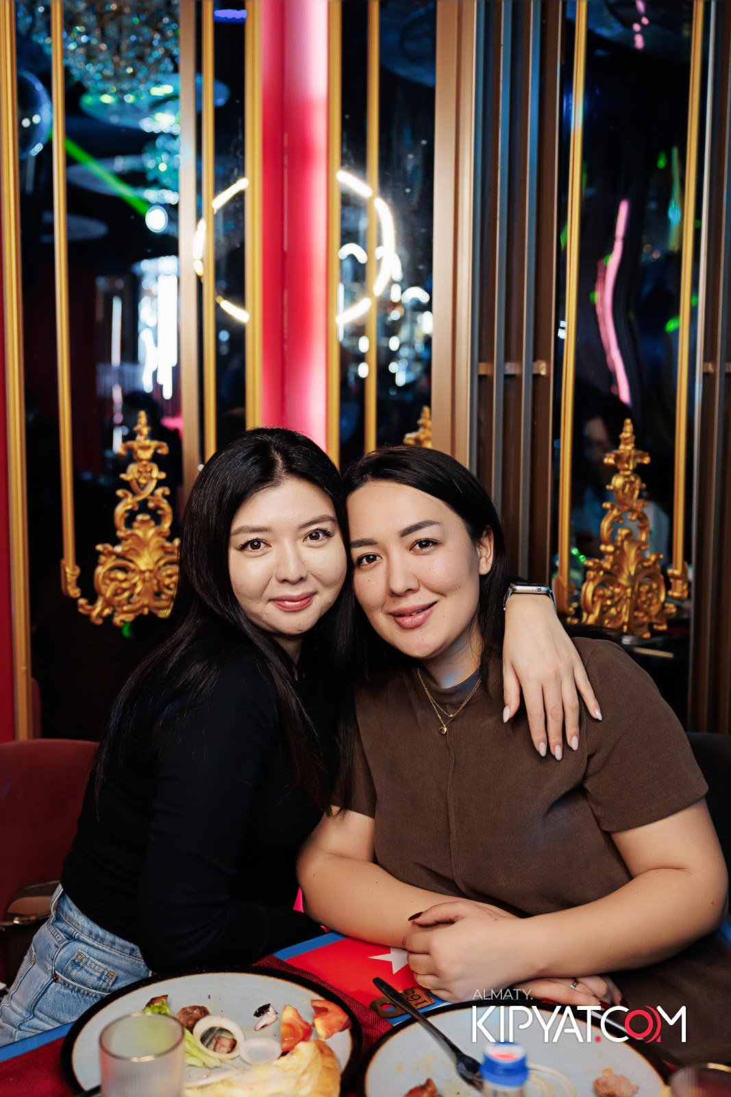 ЗАЯ, НА БИС. КИПЯТКОМ АЛМАТЫ!