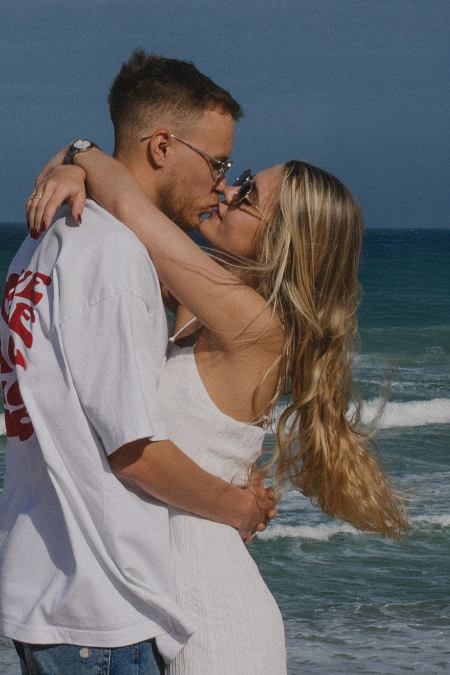 Дима и Дана пляж Бай Дай. Главная