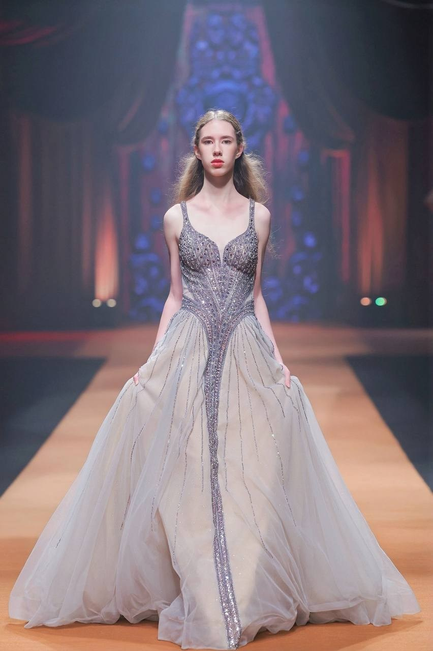 DAILAN FASHION WEEK (неделя моды в Даляне, Китай). Модельное агентство ART PODIUM ULAN-UDE