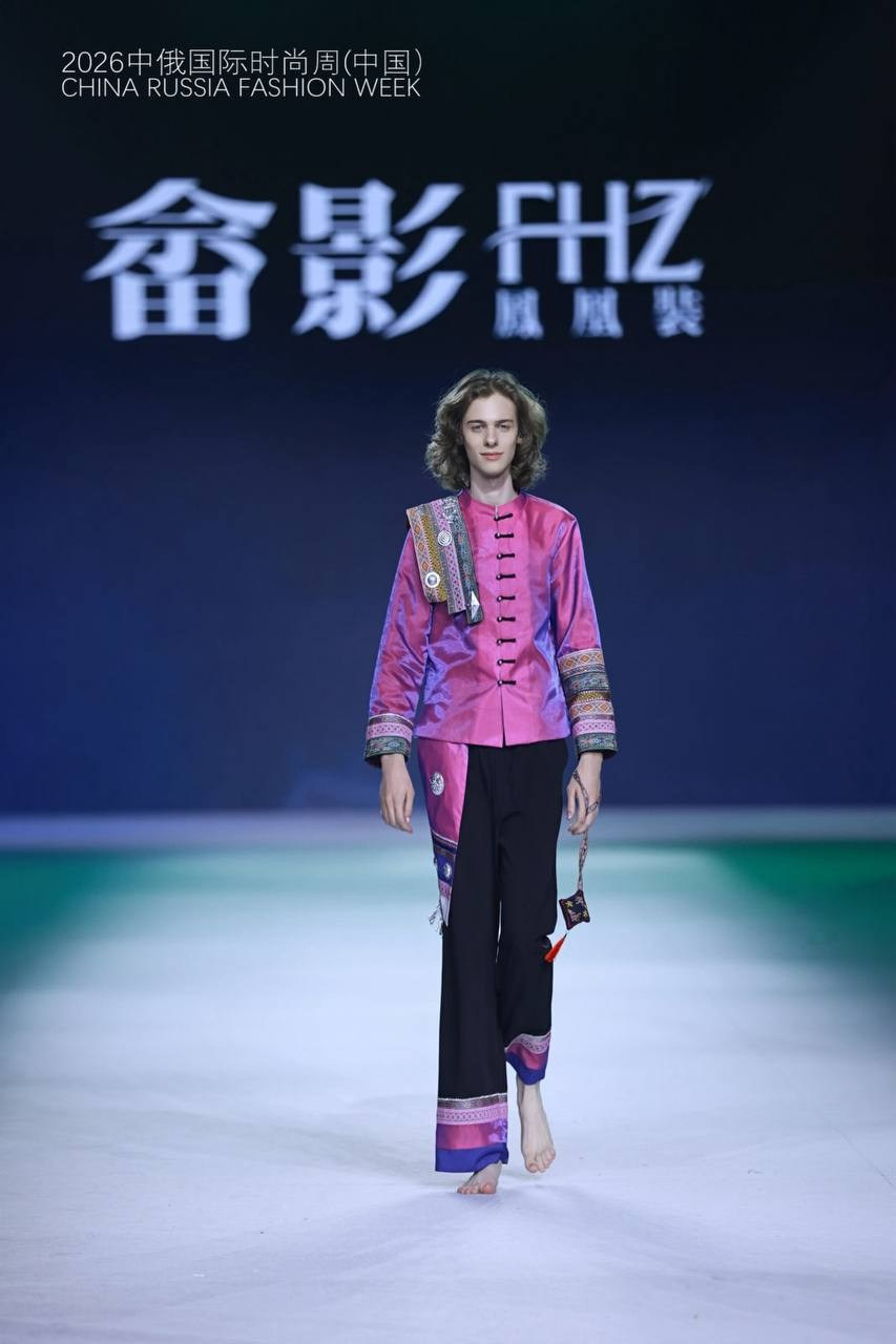 CHINA-RUSSIA FASHION WEEK. Модельное агентство ART PODIUM ULAN-UDE