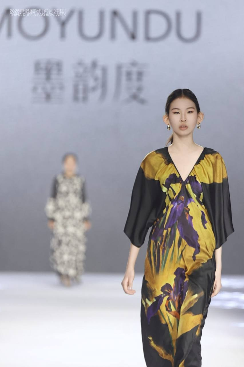 CHINA-RUSSIA FASHION WEEK. Модельное агентство ART PODIUM ULAN-UDE