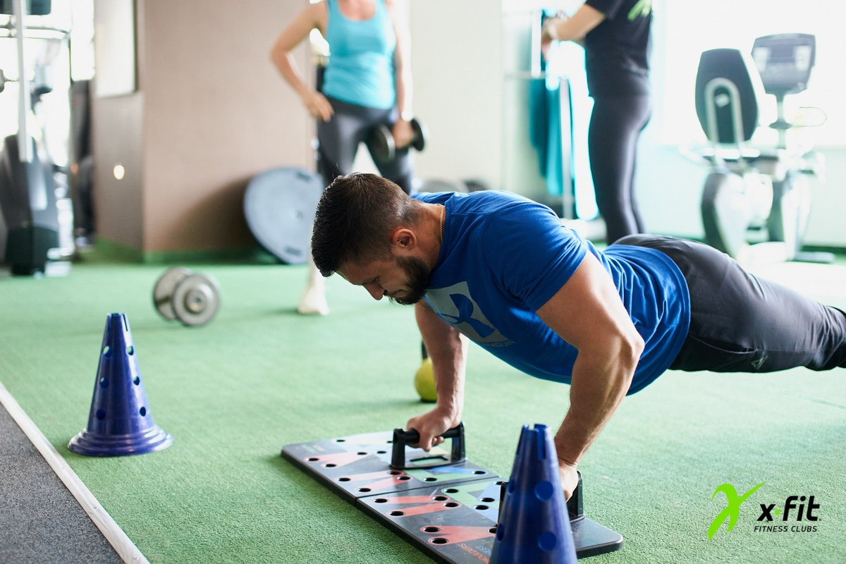 Репортаж: День Рождения X-Fit в Новосибирске. Репортажный и женский фотограф в Новосибирске