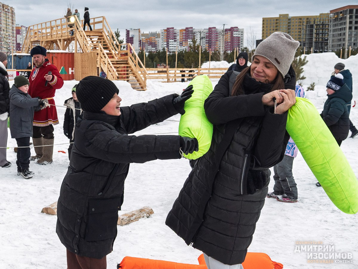 Каток «Сердце Тюмени»