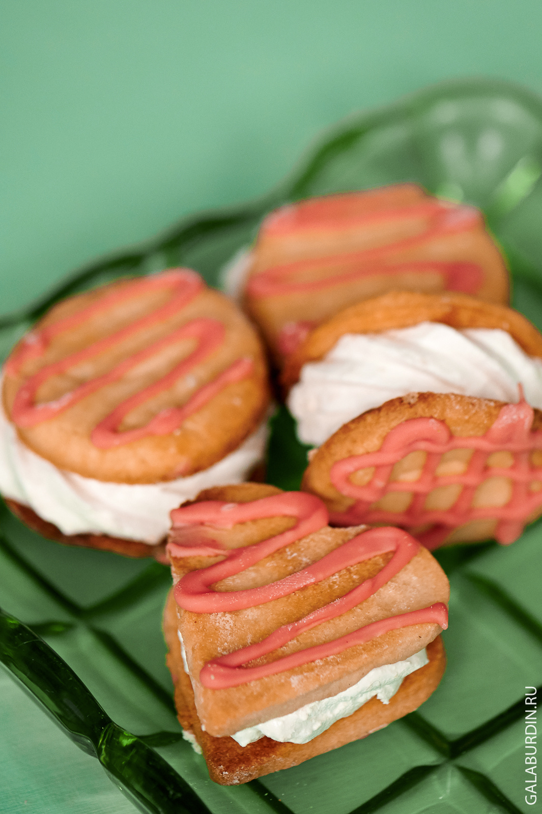 Зефир. Свадебный и семейный фотограф Михаил Галабурдин и Анна Завадская. Рост