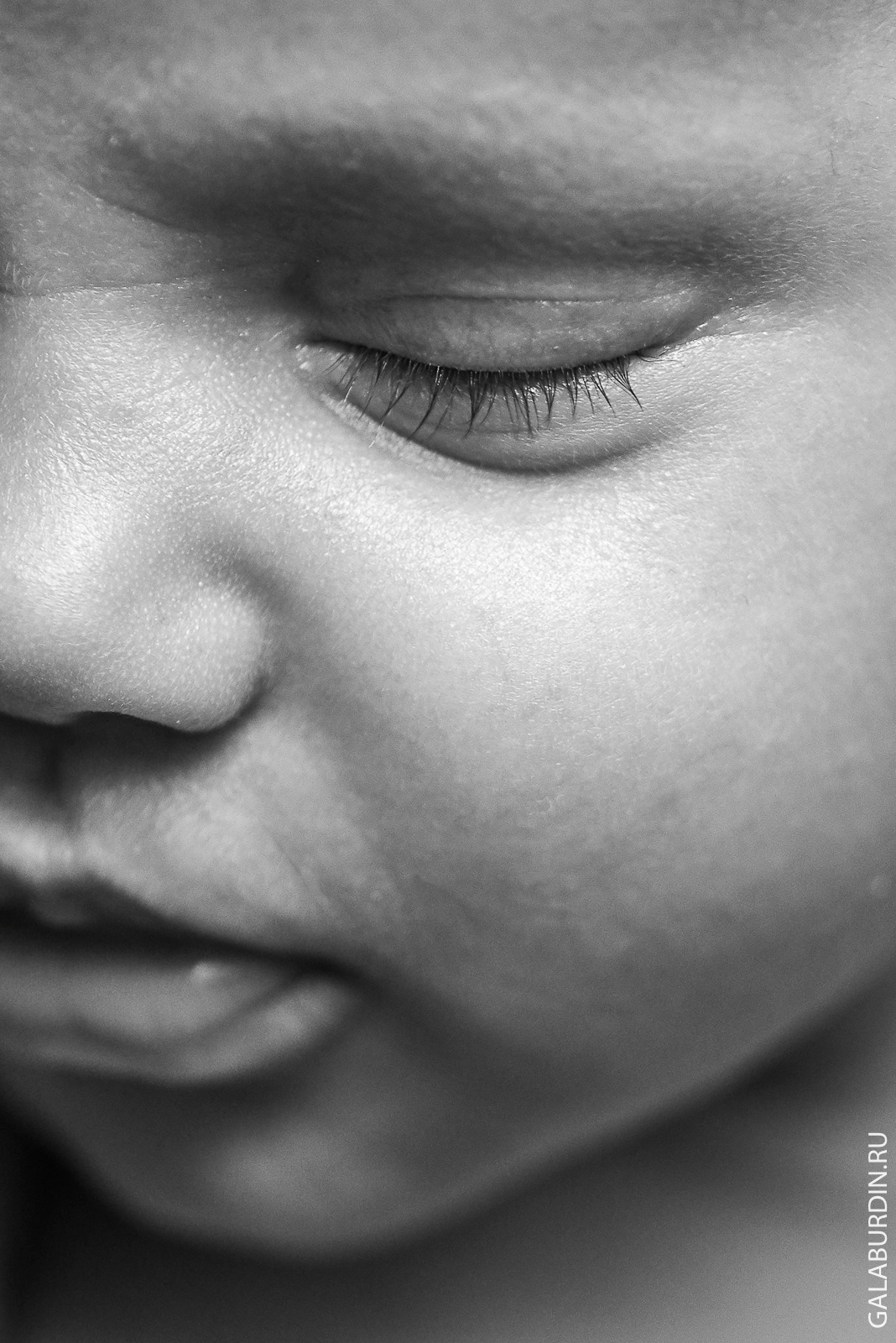 Елена и Мира. Свадебный и семейный фотограф Михаил Галабурдин и Анна Завадская. Рост