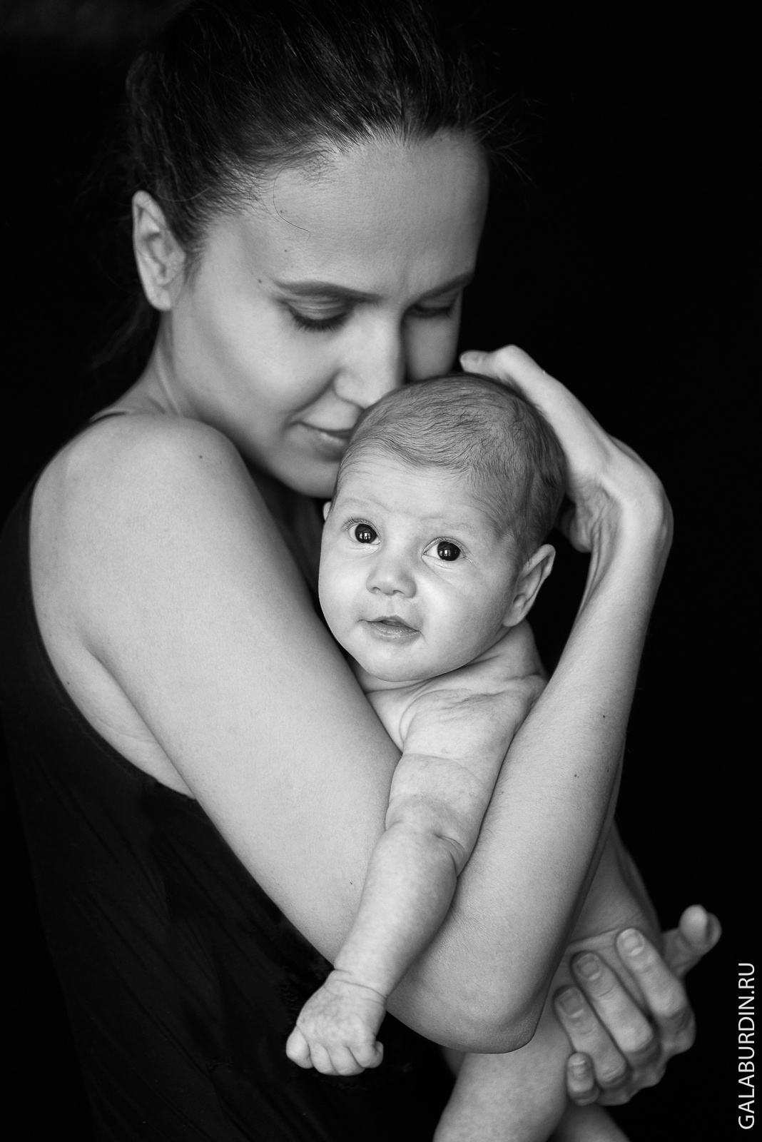 Елена и Мира. Свадебный и семейный фотограф Михаил Галабурдин и Анна Завадская. Рост