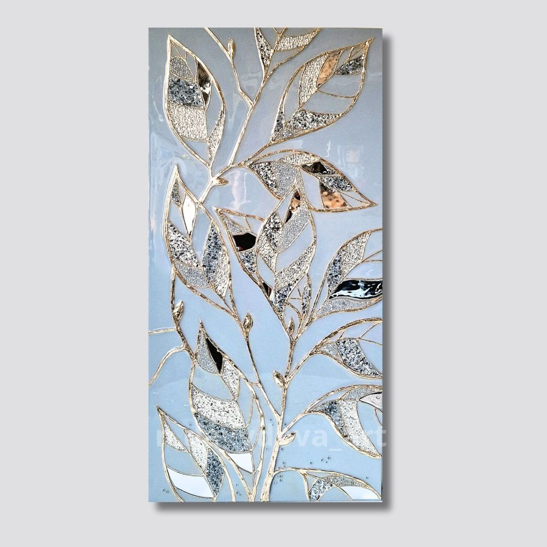 Сливовая ветвь. Художник