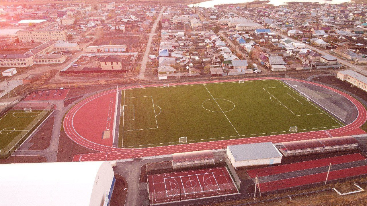 СТАДИОН ЮНОСТЬ С. УЙСКОЕ. Recro