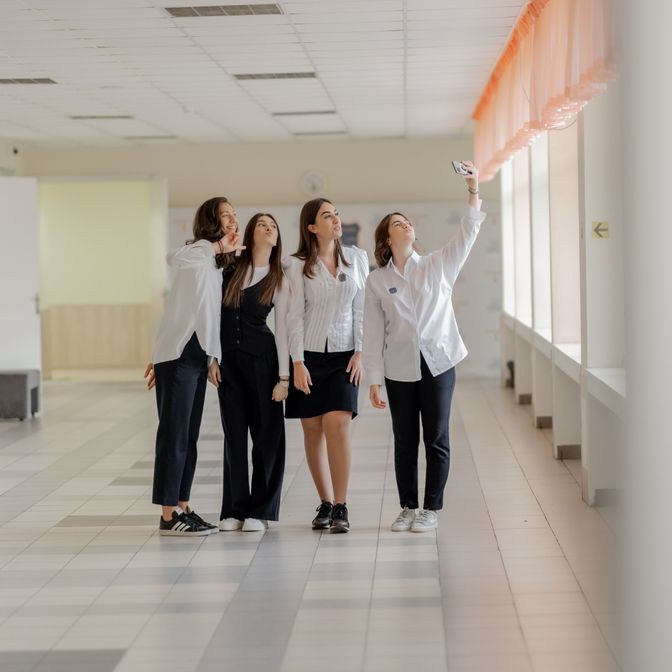 ЛВА | Лучший Выпускной Альбом Сочи