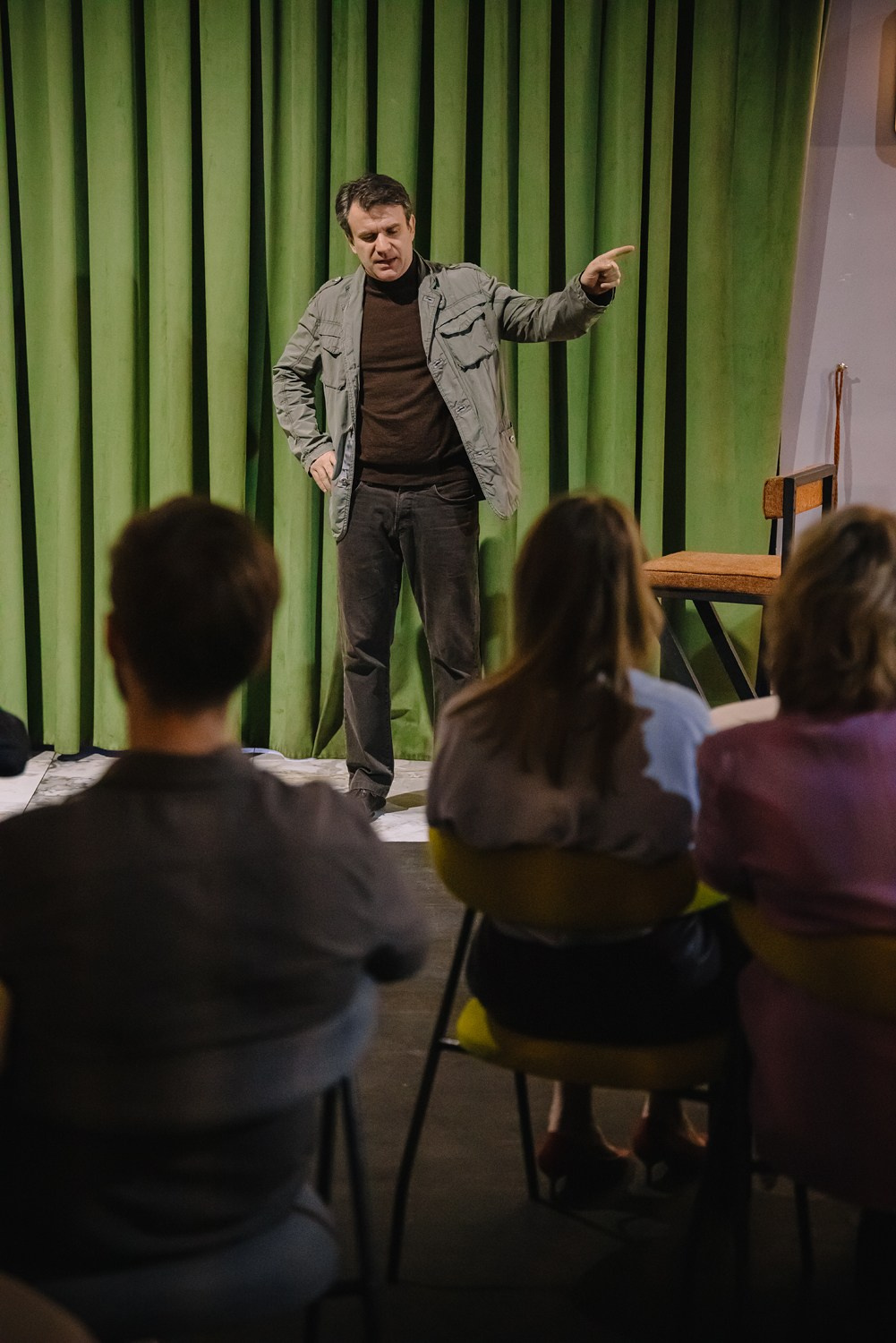 «Истории из чемодана | Довлатов», Леонид Таранов. Фотограф Михаил Ряховский