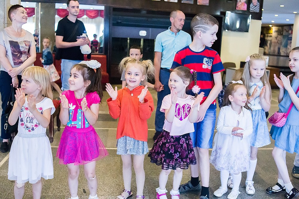 Благотворительный показ ТЮЗ. Детский и семейный фотограф, фотограф мероприятий Нижний Новгород