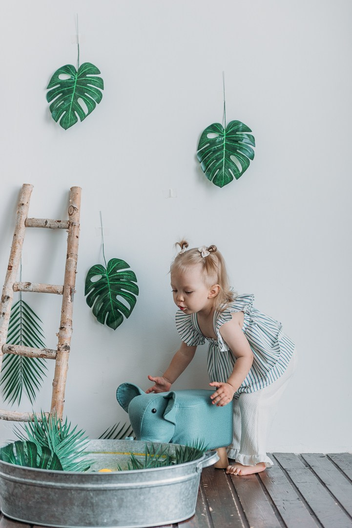 Еве 2 года. Студия Матур