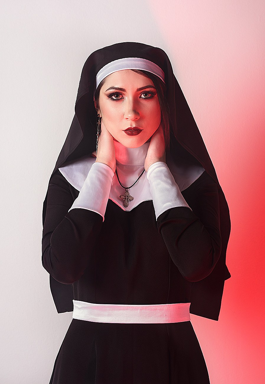 Монахиня. Свадебный и семейный фотограф в Туле Ксения Сильвер