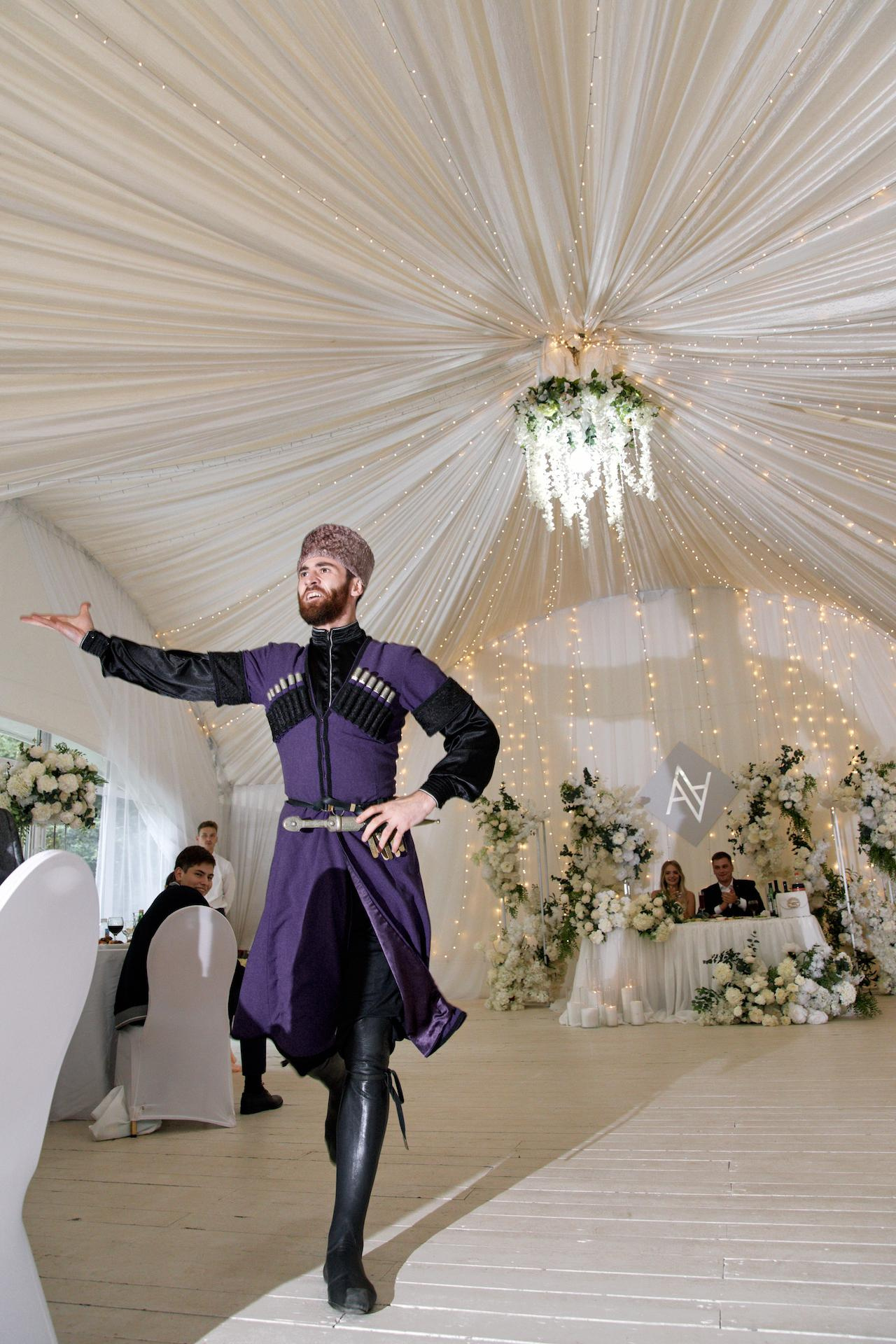  Мы сделаем все возможное, чтобы каждая фотография отражала вашу счастливую историю любви.