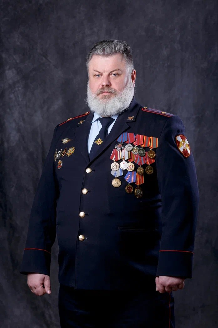 Портрет для выпускного альбома кадетского корпуса.