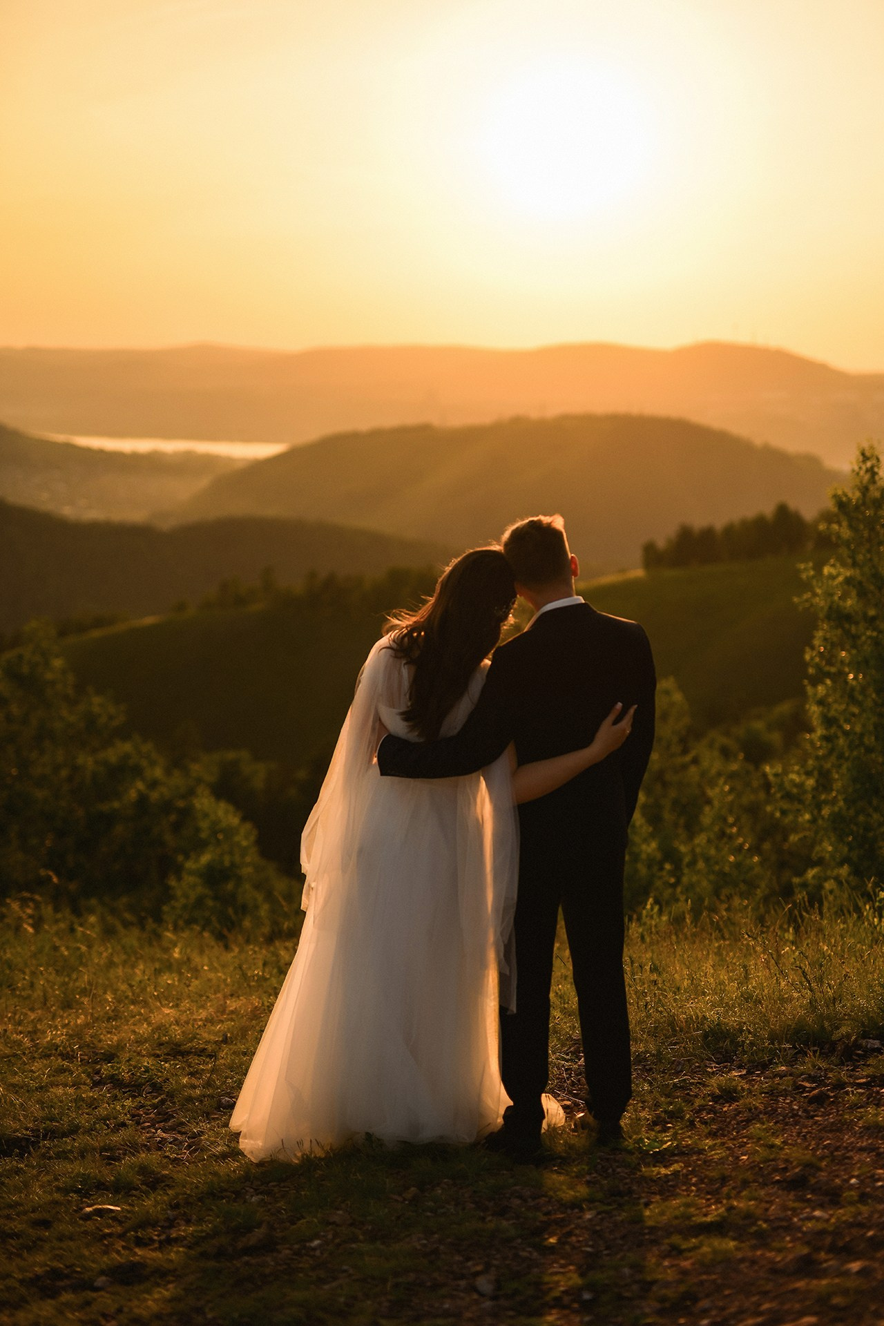 Свадьба в теплый июнь в Красноярске. 📸 Свадебный и семейный фотограф в Красноярске Тихомиров Евгений | 17 лет опыта | 800+ свадеб
