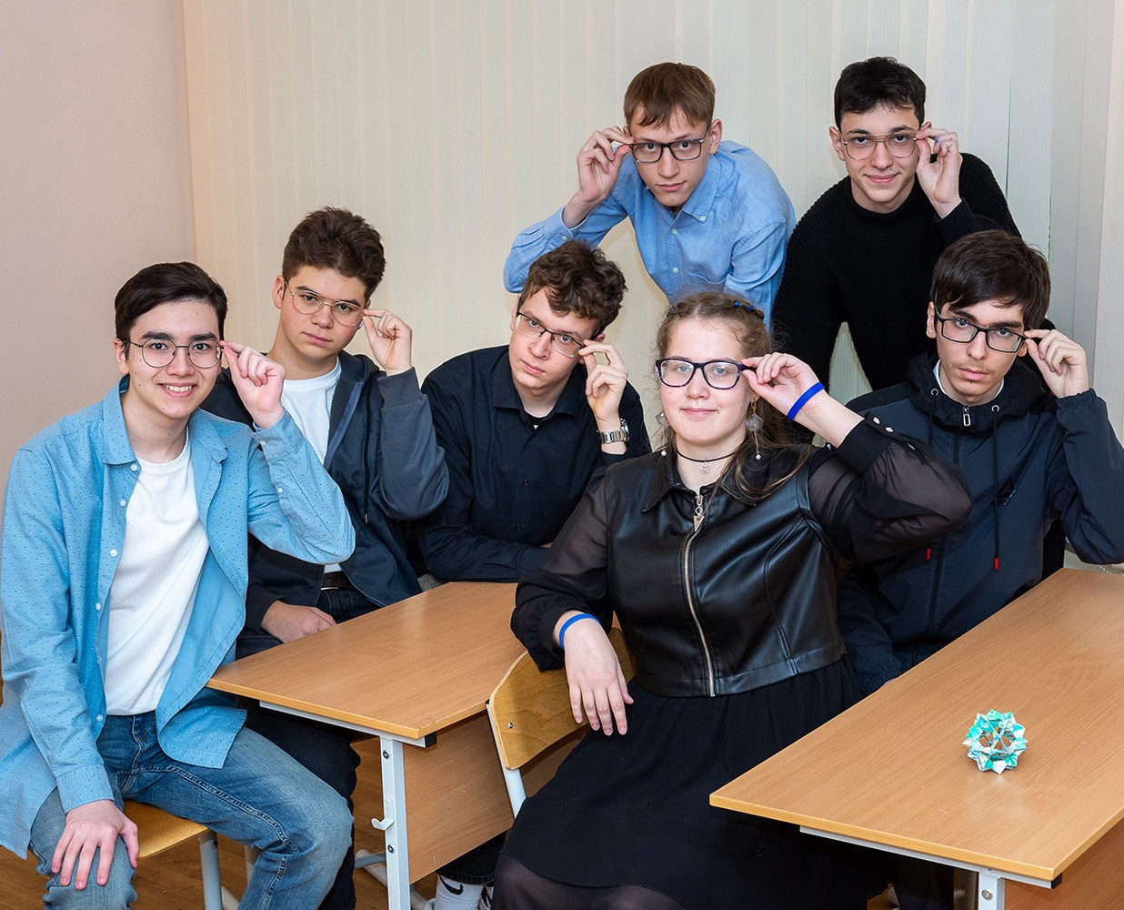 Выпускные альбомы для 9 и 11 классов. Этим Детям — выпускные альбомы