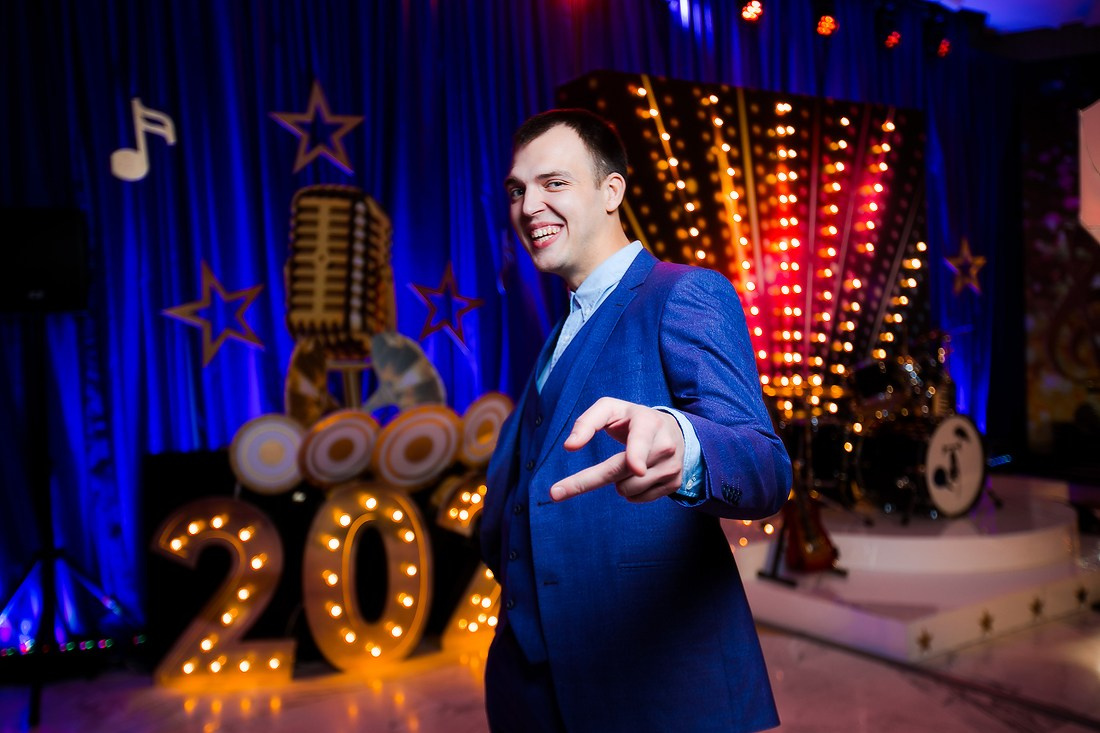 Фотосъемка новогоднего корпоратива Медипал. Репортажный фотограф Борис Геер