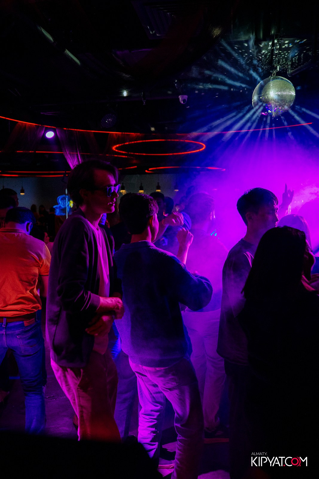 EVENT BAR. КИПЯТКОМ АЛМАТЫ!