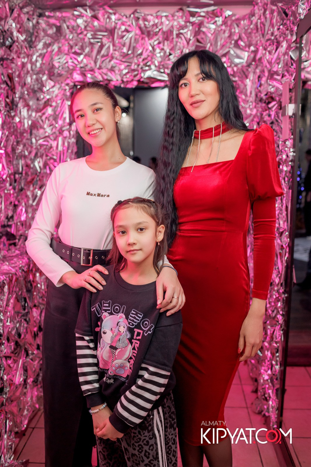 НОВОГОДНИЙ ОТЧЕТНЫЙ КОНЦЕРТ МУЗЫКАЛЬНОЙ ШКОЛЫ «SOULWAY». КИПЯТКОМ АЛМАТЫ!