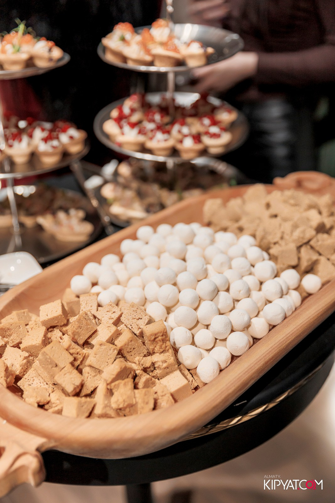 ОТКРЫТИЕ ПАРФЮМЕРНОГО ДОМА MAISON PERFUME. КИПЯТКОМ АЛМАТЫ!