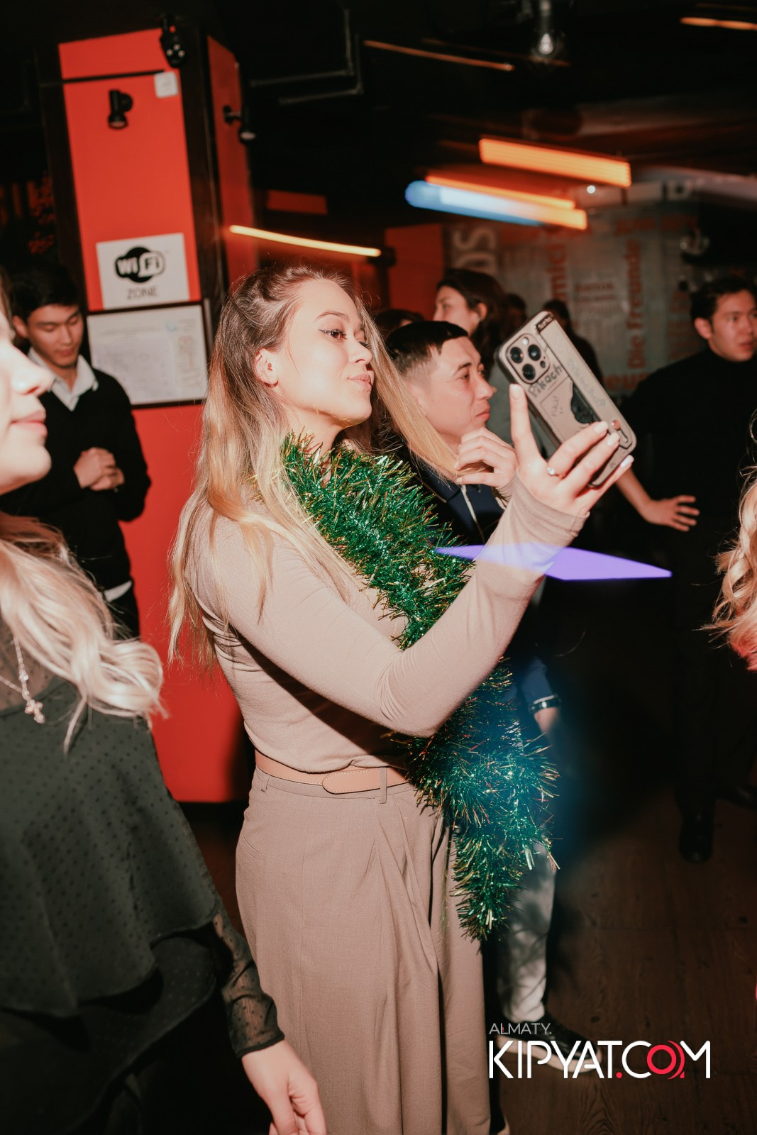 ШАШЛЫКОФФ. КИПЯТКОМ АЛМАТЫ!