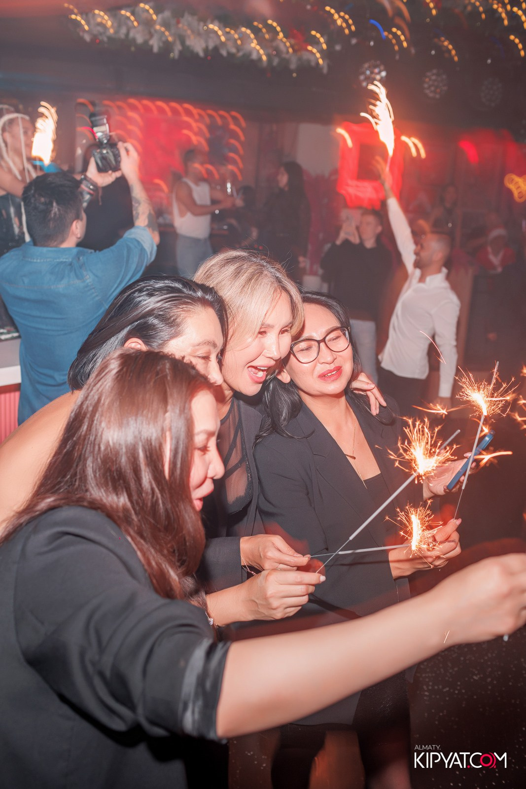 SANTA BARBARA. КИПЯТКОМ АЛМАТЫ!