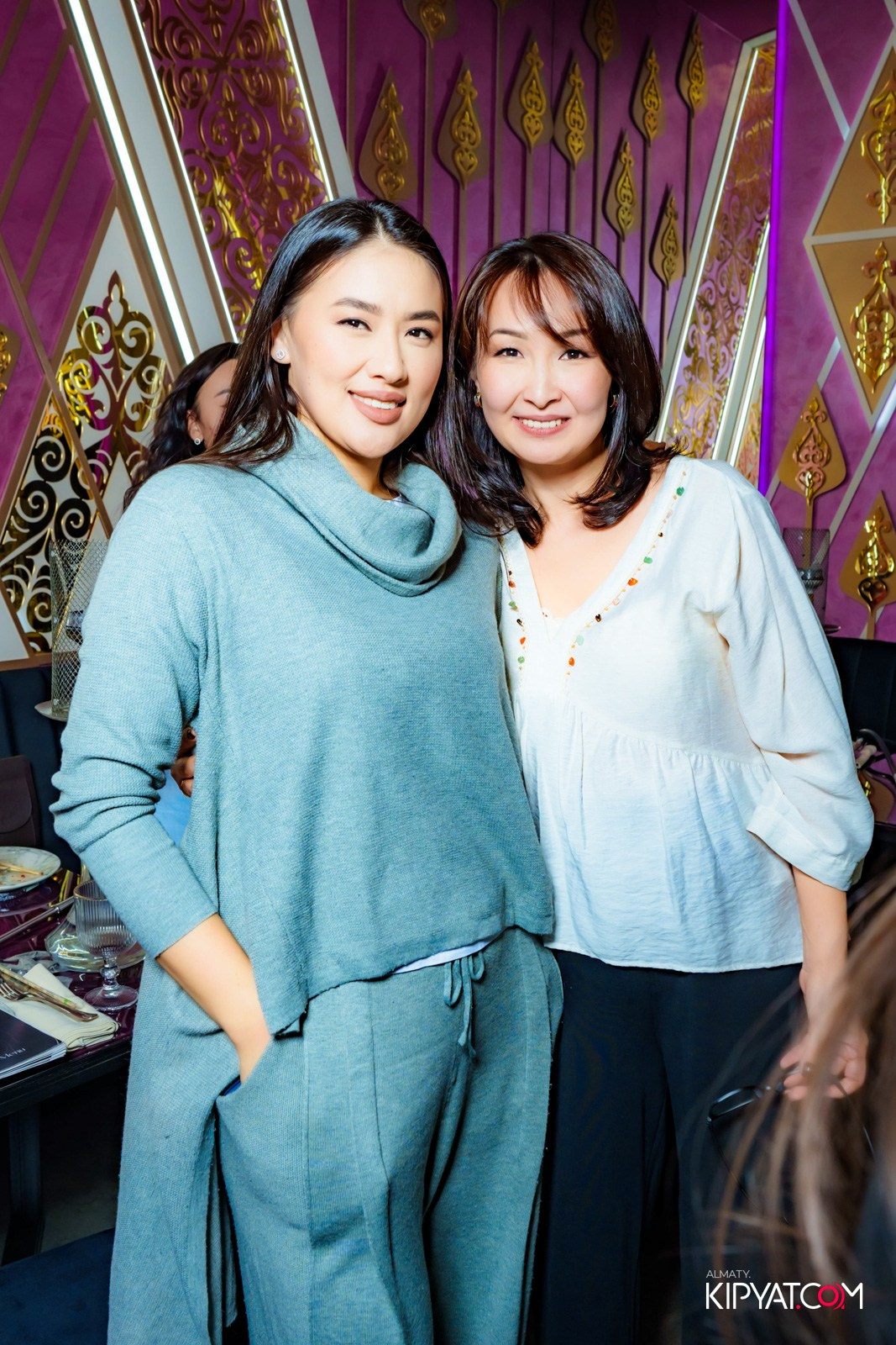 MOOD KARAOKE & TERRACE. КИПЯТКОМ АЛМАТЫ!