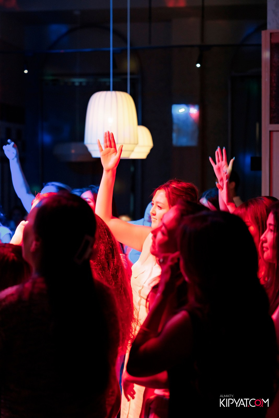 ALEM В PINTA НА ТУЛЕБАЕВА. КИПЯТКОМ АЛМАТЫ!