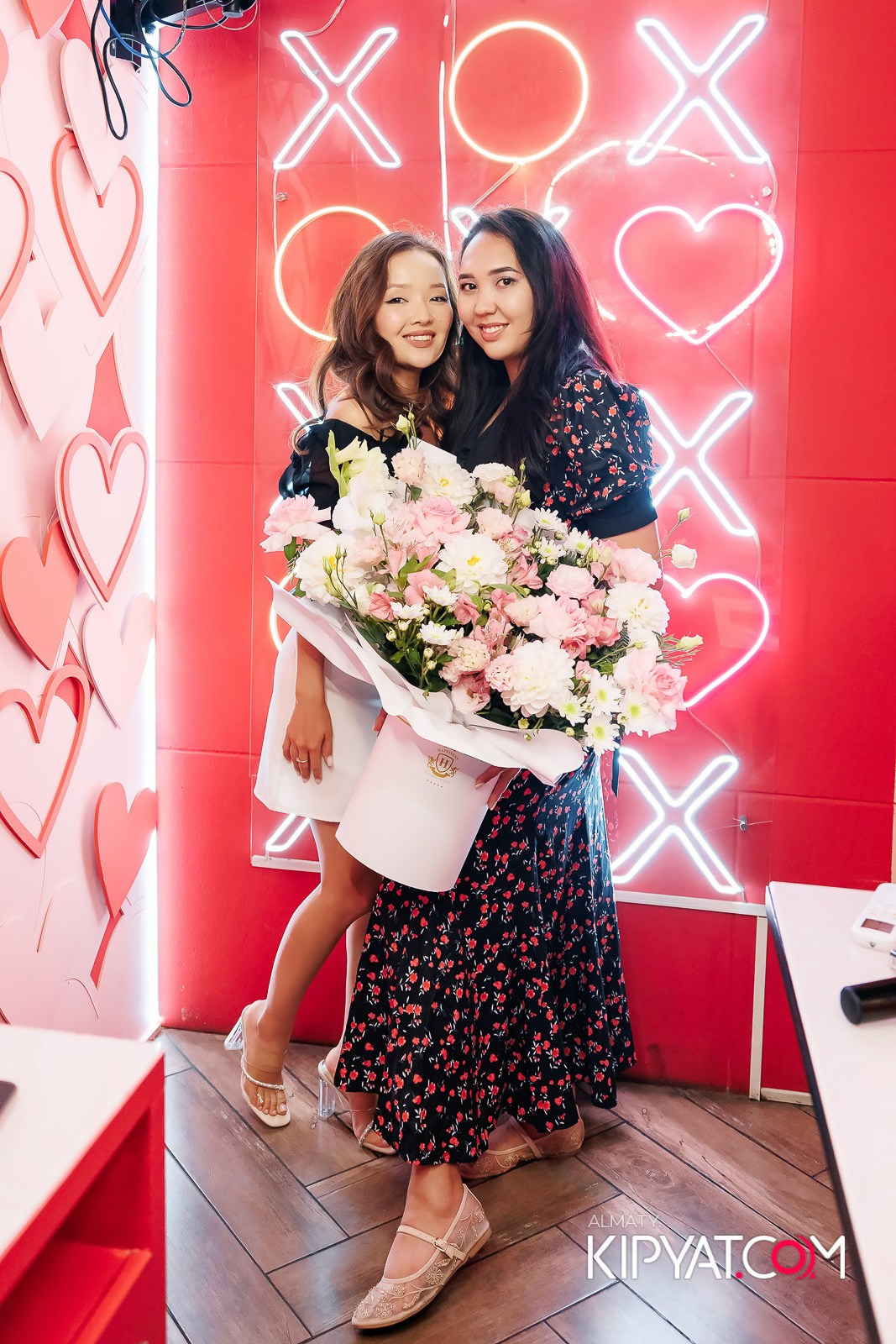 ЗАЯ, НА БИС. КИПЯТКОМ АЛМАТЫ!