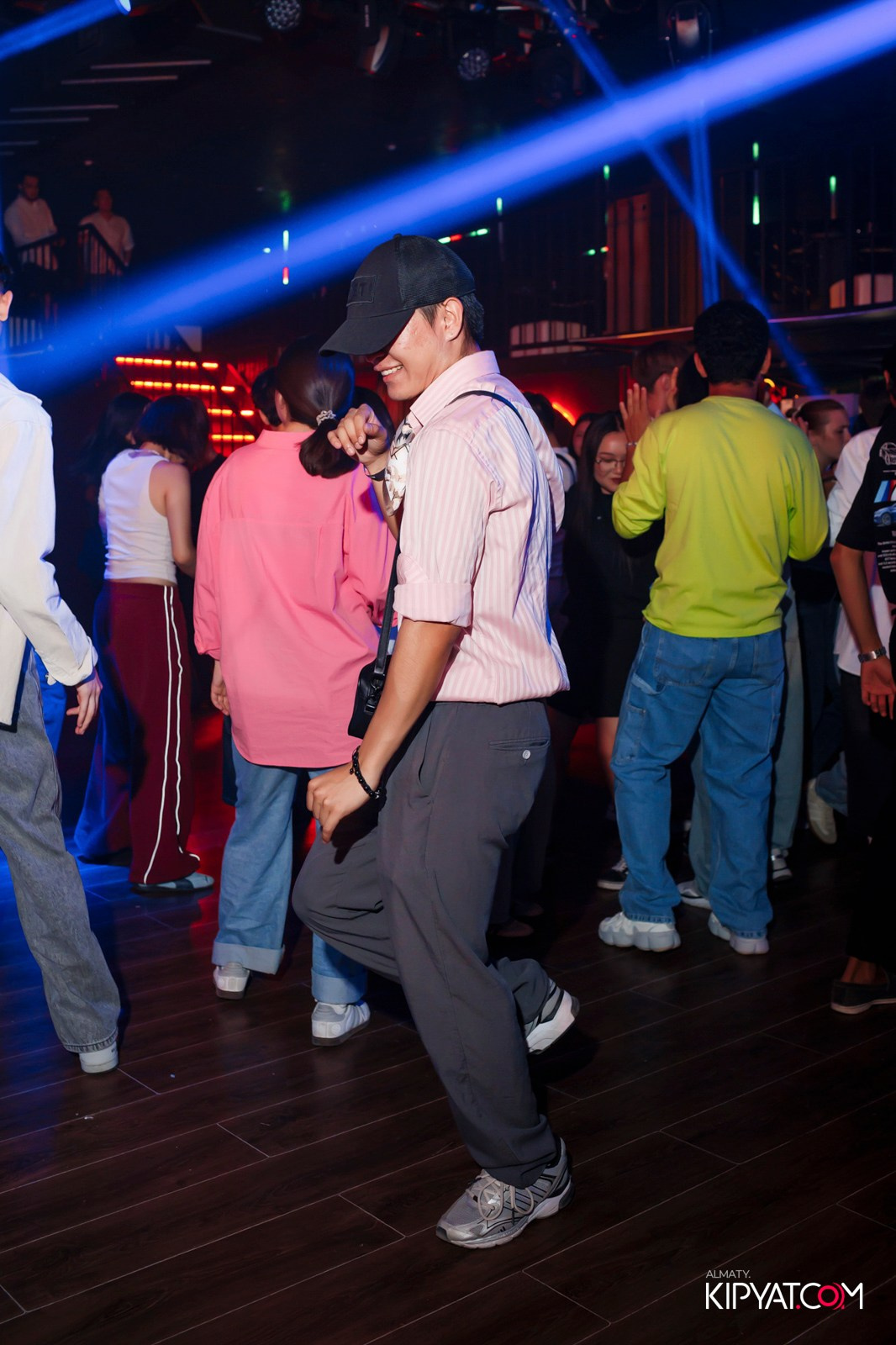 НОЧНОЙ КЛУБ ICON. КИПЯТКОМ АЛМАТЫ!