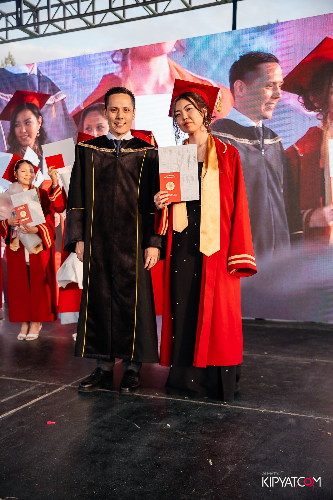 ВРУЧЕНИЕ ДИПЛОМОВ — НАРХОЗ КОЛЛЕДЖ. Part 4. КИПЯТКОМ АЛМАТЫ!