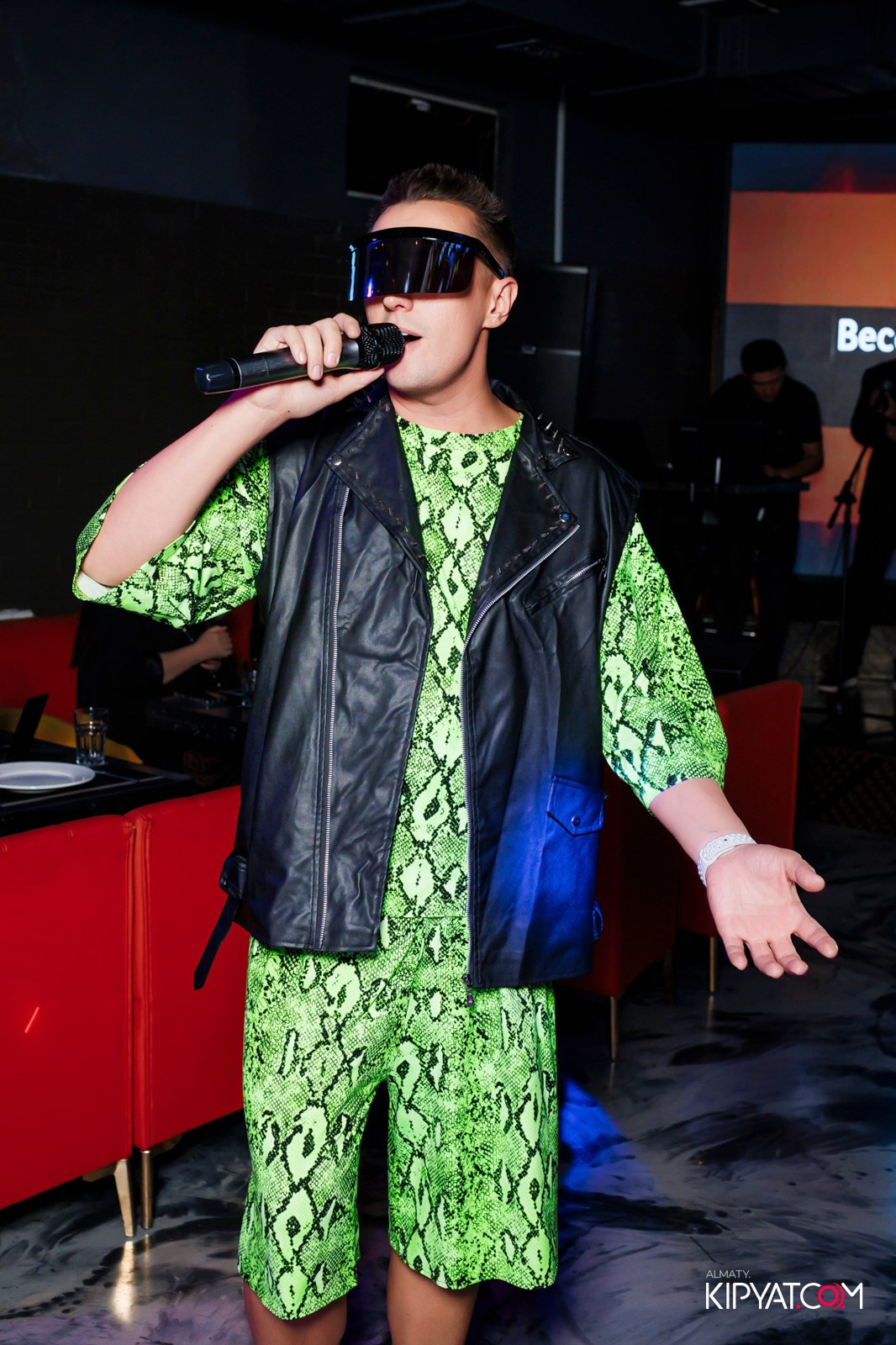 КАРАОКЕ DOREMI. КИПЯТКОМ АЛМАТЫ!