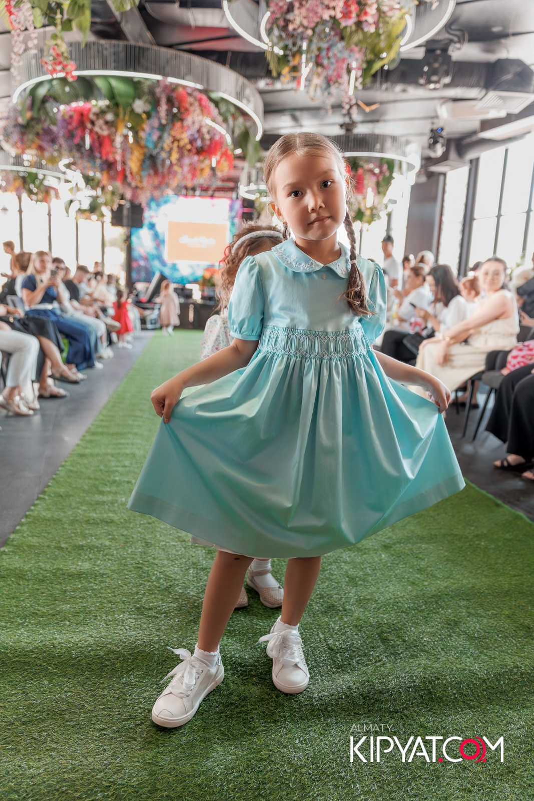 PROM KIDS FASHION SHOW. КИПЯТКОМ АЛМАТЫ!