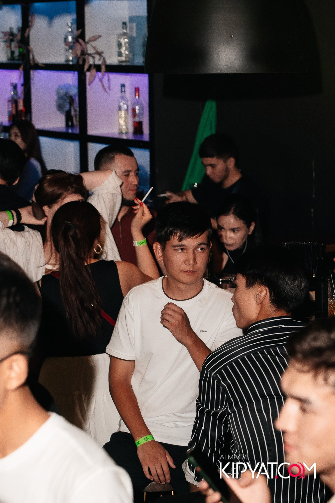 UYAT EMES BAR. КИПЯТКОМ АЛМАТЫ!