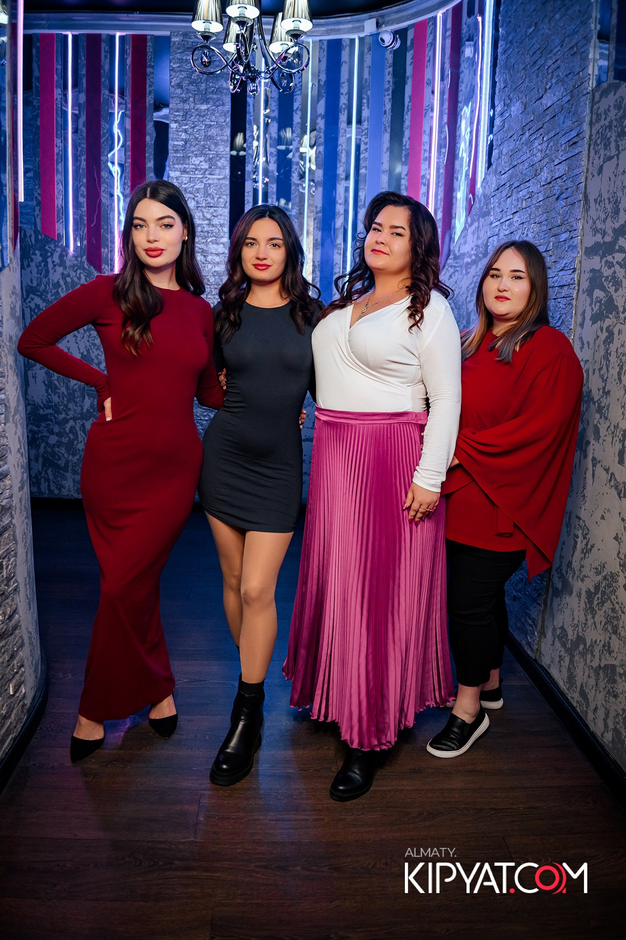 УХО И МЕДВЕДЬ НА ГАГАРИНА. КИПЯТКОМ АЛМАТЫ!