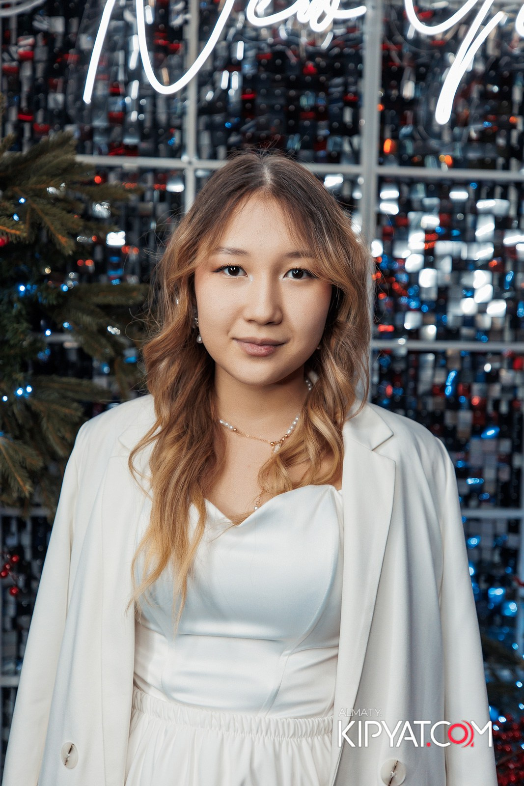 FRIENDS BAR & TERRACE. КИПЯТКОМ АЛМАТЫ!