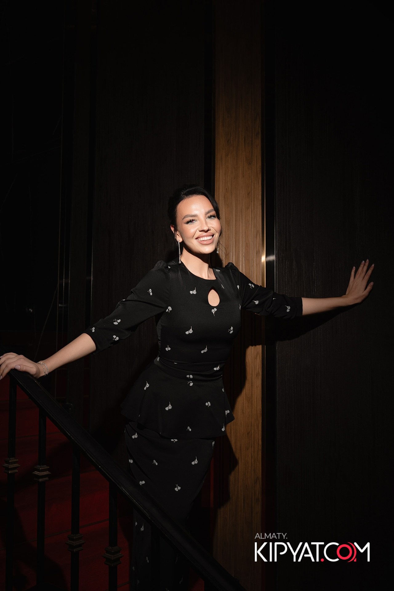 THE THEATER. КИПЯТКОМ АЛМАТЫ!