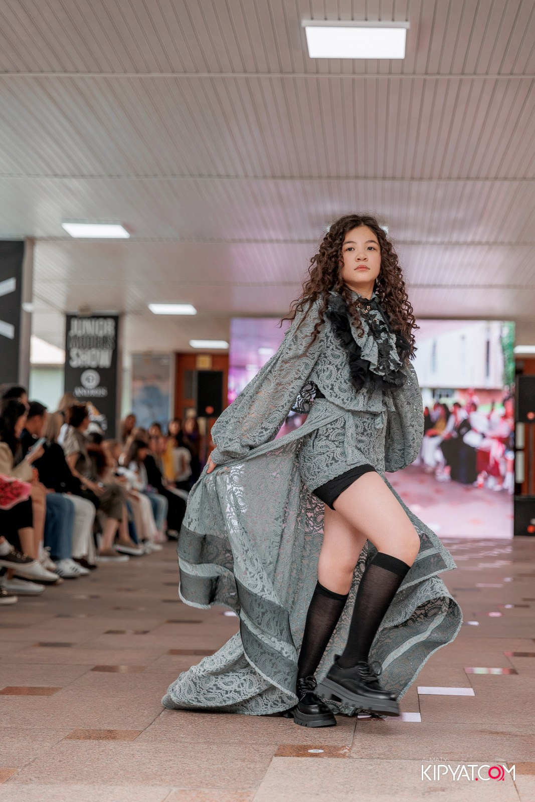 JUNIOR FASHION SHOW. КИПЯТКОМ АЛМАТЫ!
