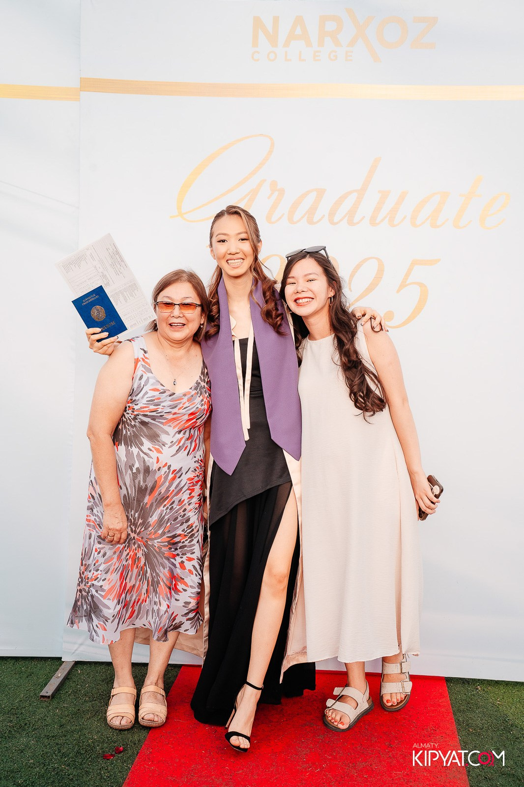 ВРУЧЕНИЕ ДИПЛОМОВ — НАРХОЗ КОЛЛЕДЖ. Part 1. КИПЯТКОМ АЛМАТЫ!