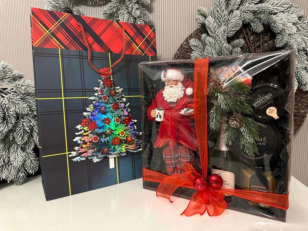 «Добрый Санта». Рекомендуем корпоративным клиентам. Студия подарочных наборов «Владия»