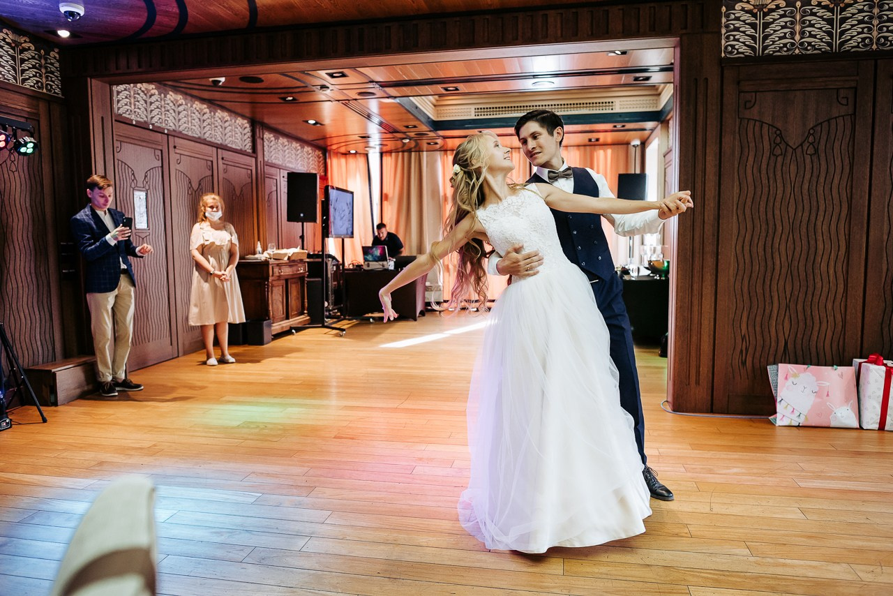 Александр и Алина. Фотограф Дмитрий Сермяжко