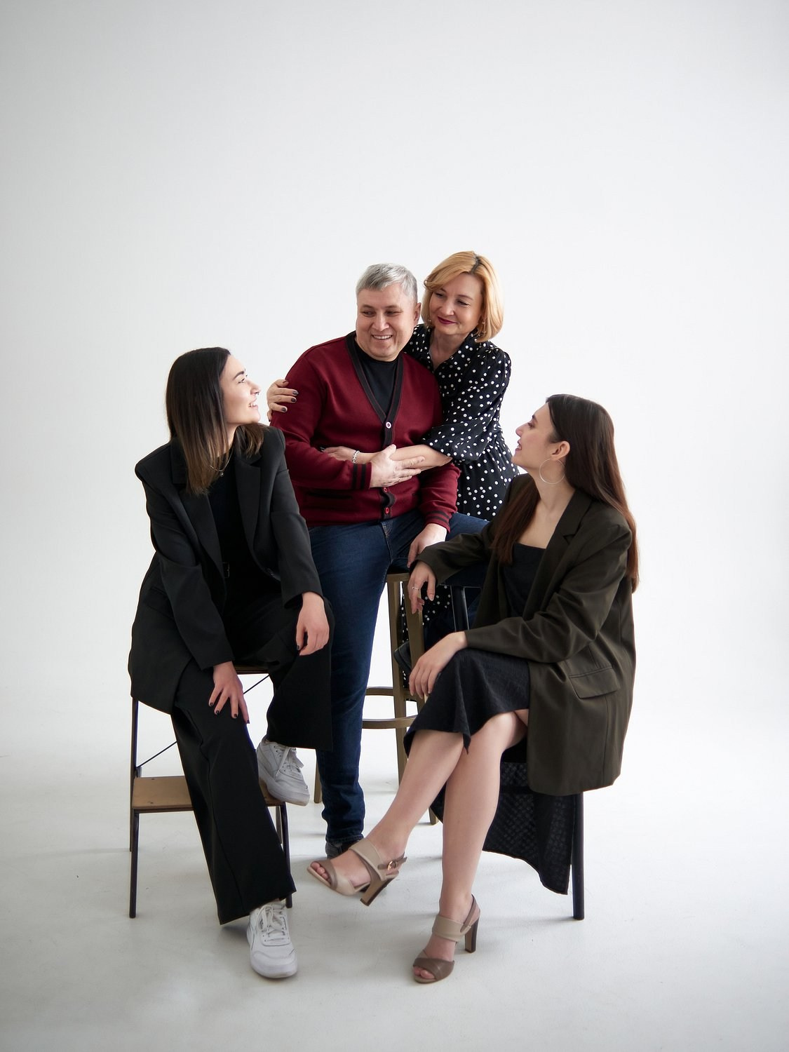 Семейная съемка в студии. Портретный фотограф в Санкт-Петербурге